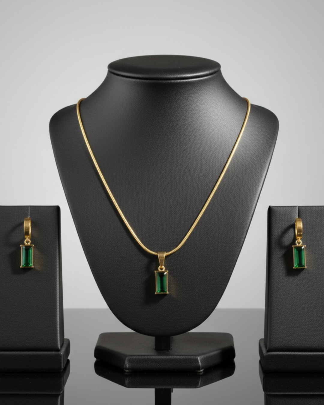 Green Stone Gold Pendant set