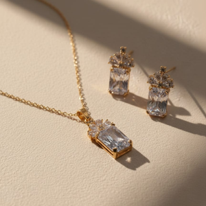 Gold Plated Crystal Jewelry Set – Necklace & Earrings